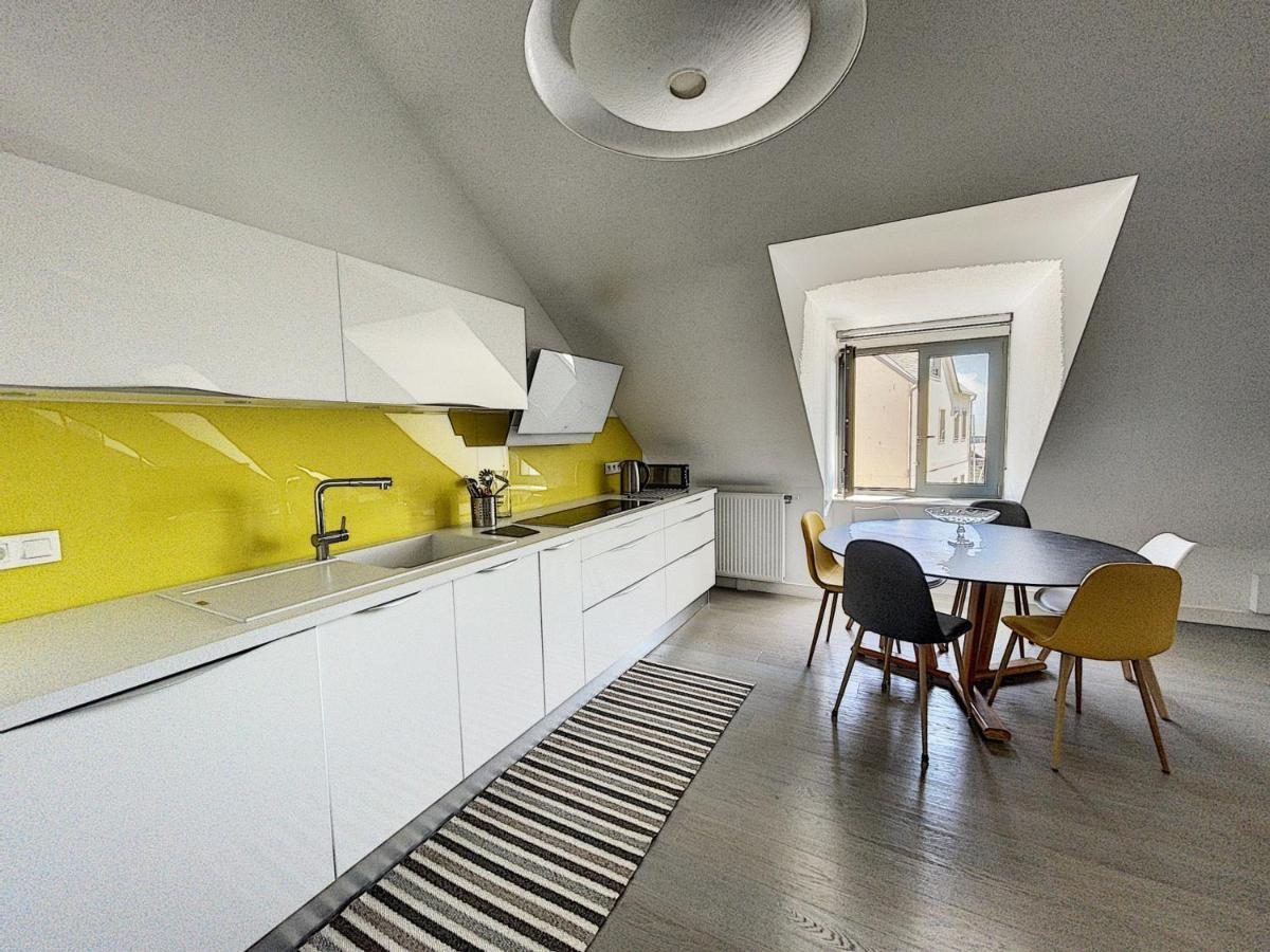 Duplex De Standing En Centre-Ville Avec Parking, Proche Port Et Plage - Fr-1-361-377 Granville Exteriör bild