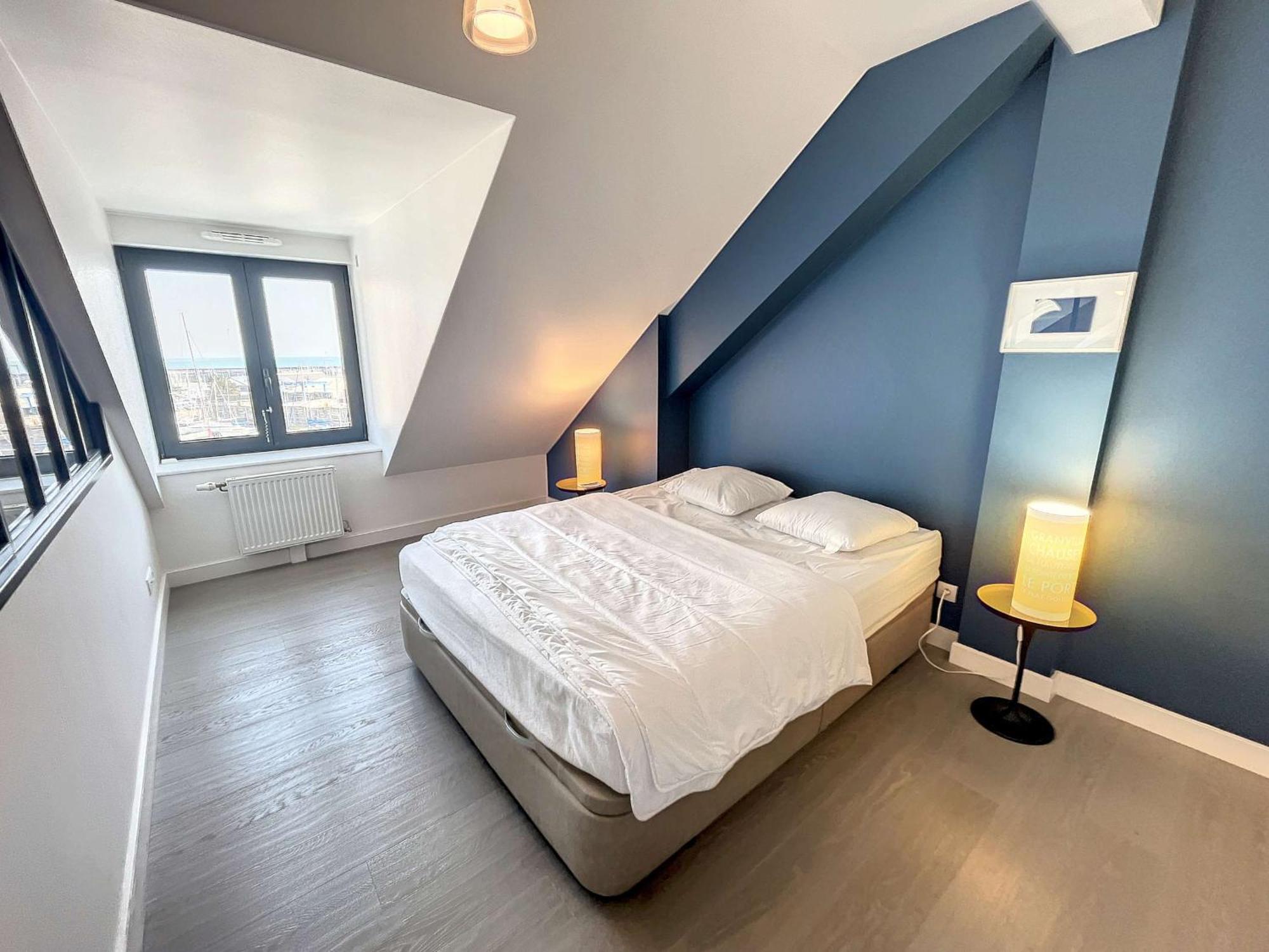 Duplex De Standing En Centre-Ville Avec Parking, Proche Port Et Plage - Fr-1-361-377 Granville Exteriör bild